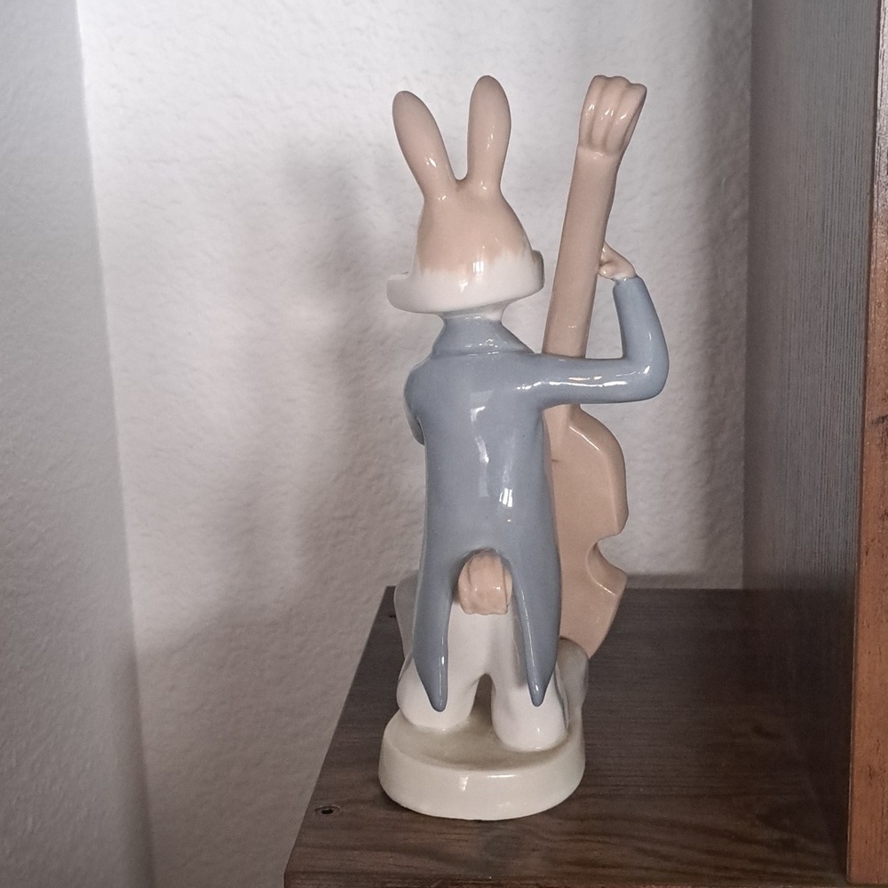Porcelain Figurine Of Rabbit Playing Stringed Instrument - Picture 4 of 7